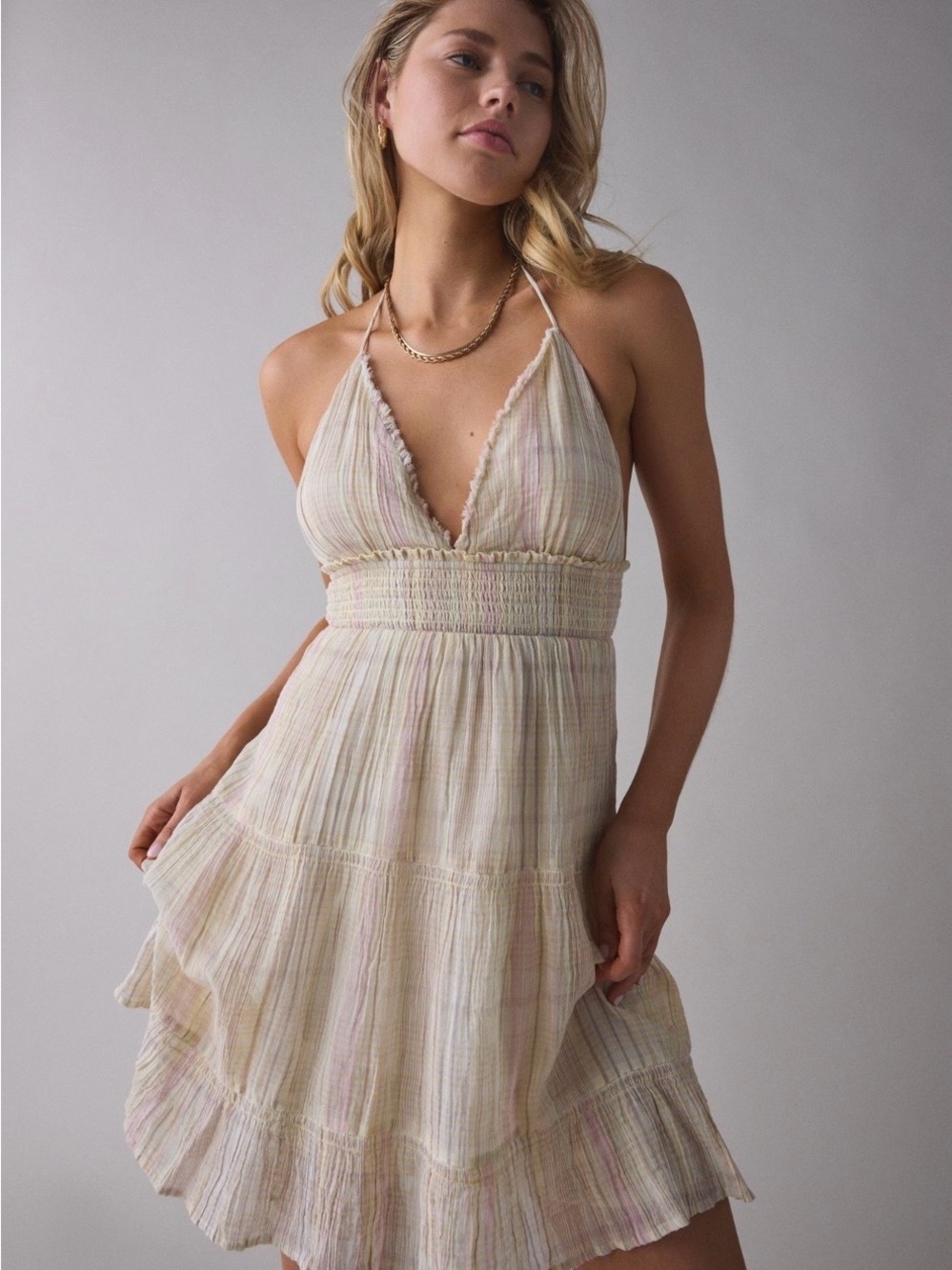 Urban Outfitters Kimchi Blue Phoebe Yellow Multi Open Back Halter Tiered Knee M - Picture 16 of 16